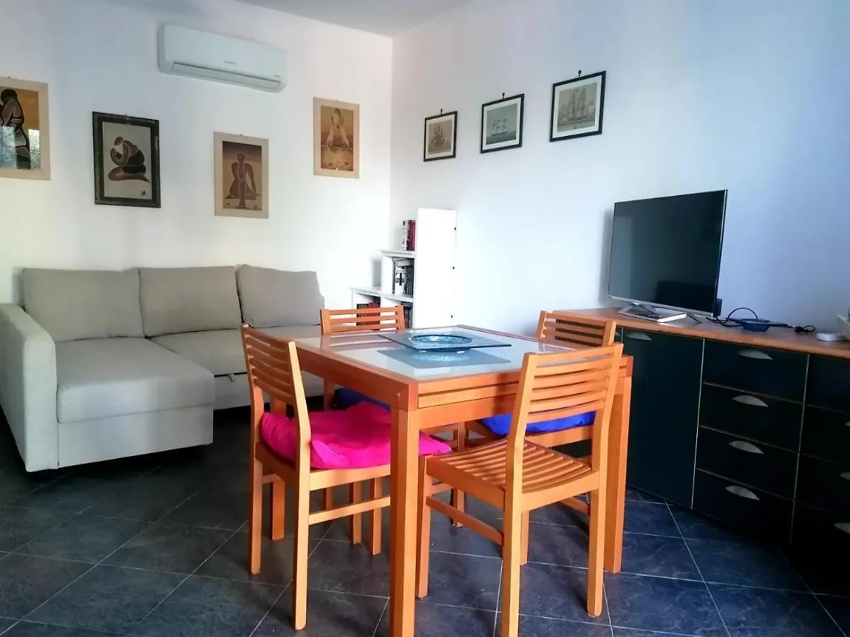 Sardamare Apartments Appartamenti La Ciaccia فاليدوريا